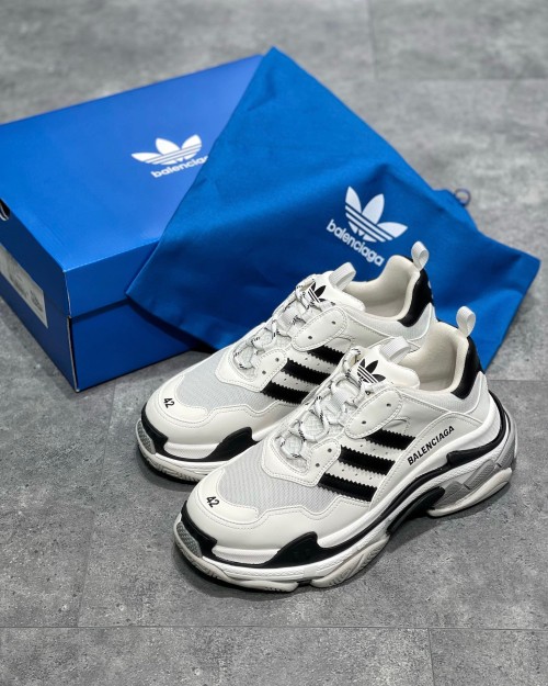 발렌시아가 x 아디다스 트리플 S 스니커즈 - 화이트 블랙