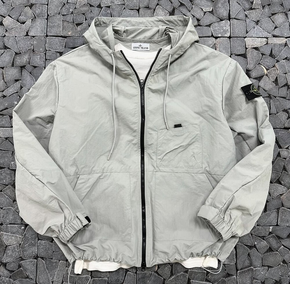 스톤아일랜드 유틸리티 나일론 후드 바람막이