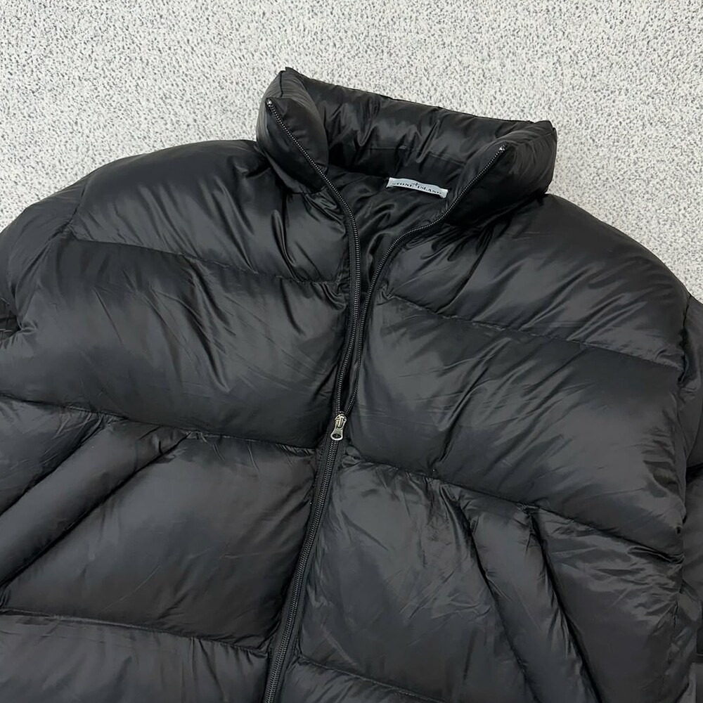 스톤아일랜드 글로시 다운 패딩점퍼