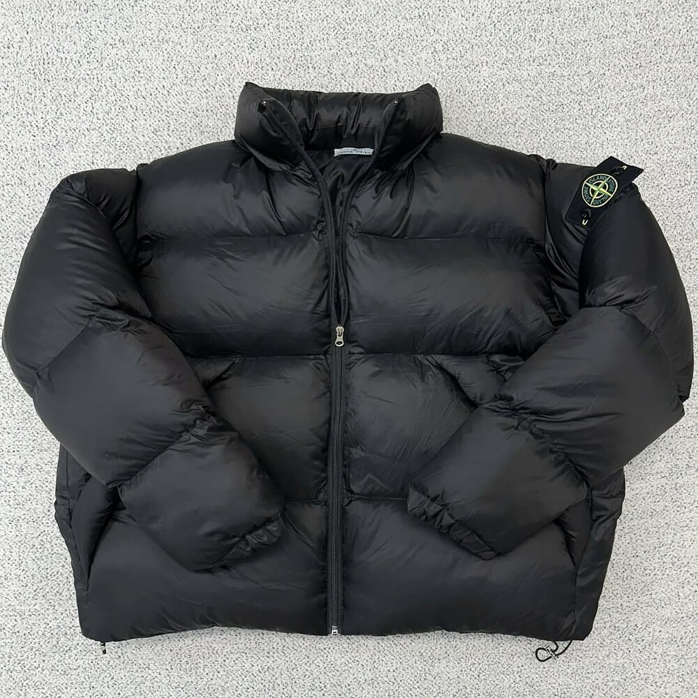 스톤아일랜드 글로시 다운 패딩점퍼