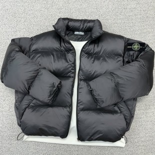 스톤아일랜드 글로시 다운 패딩점퍼