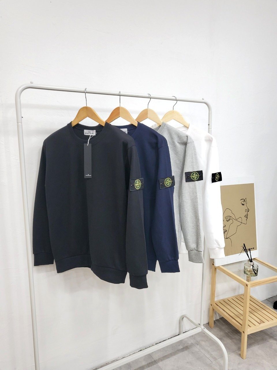 스톤아일랜드 맨투맨