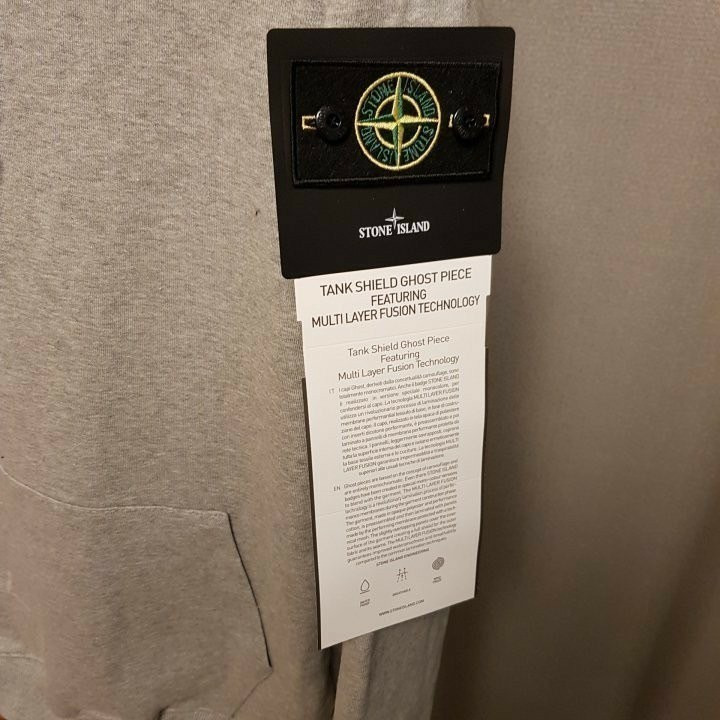 스톤아일랜드 후드티셔츠