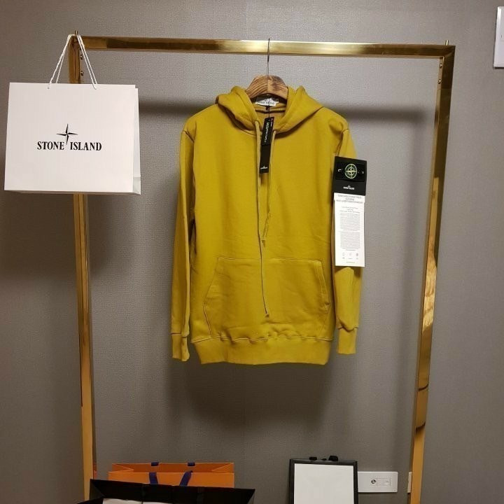 스톤아일랜드 후드티셔츠