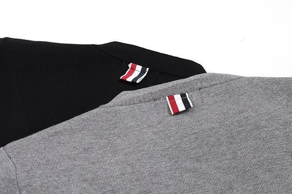 톰브라운 사선 골드버튼 가디건