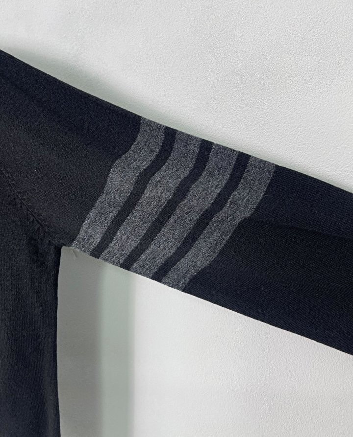 톰브라운  시그니쳐 가디건