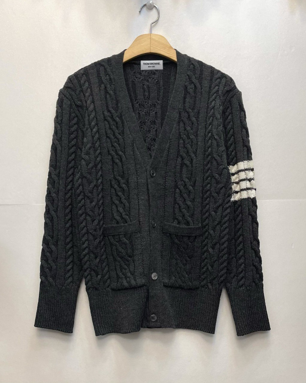 톰브라운 프리미엄 사선 꽈배기 가디건