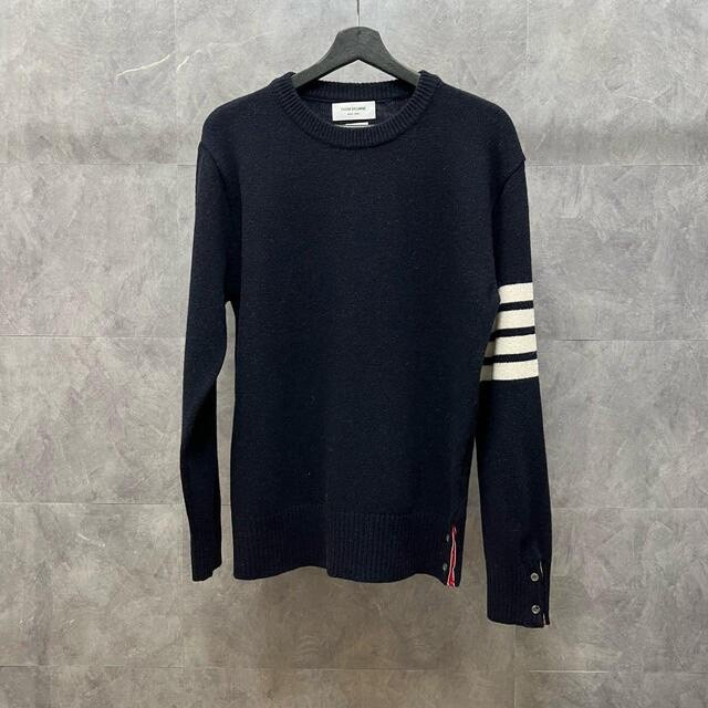 톰브라운 램스울 라운드니트