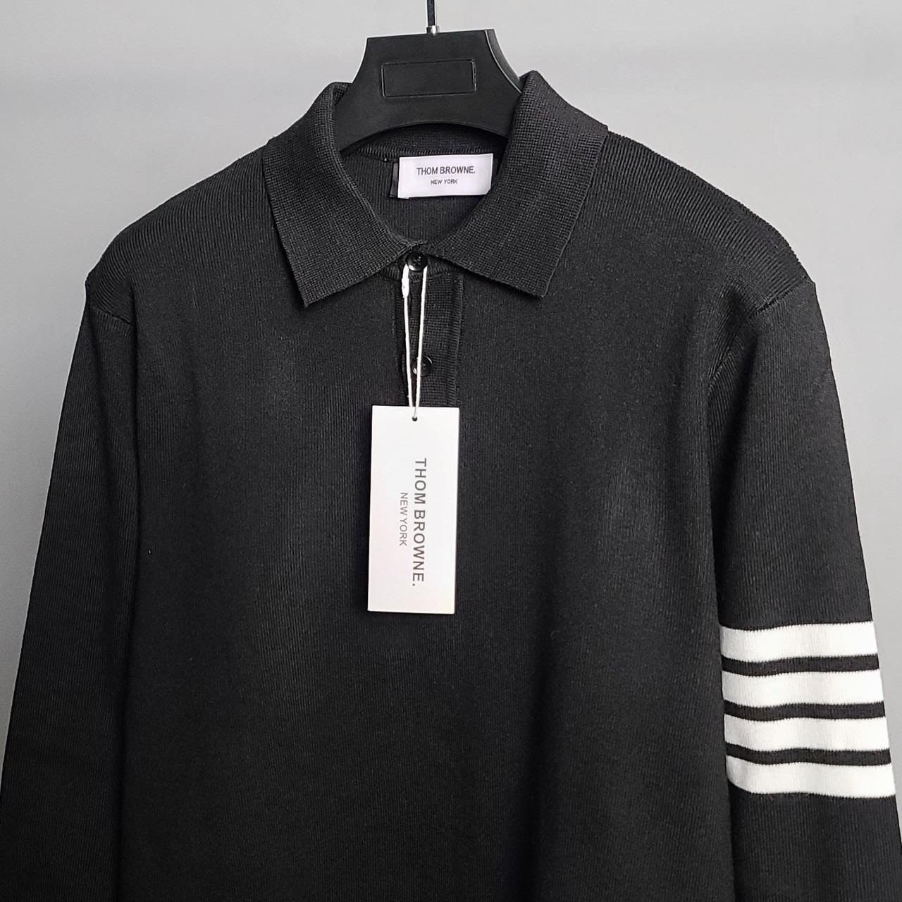 톰브라운 사선완장 울 카라 니트 (재입고!!)