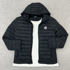 몽클레어 스냅 경량패딩