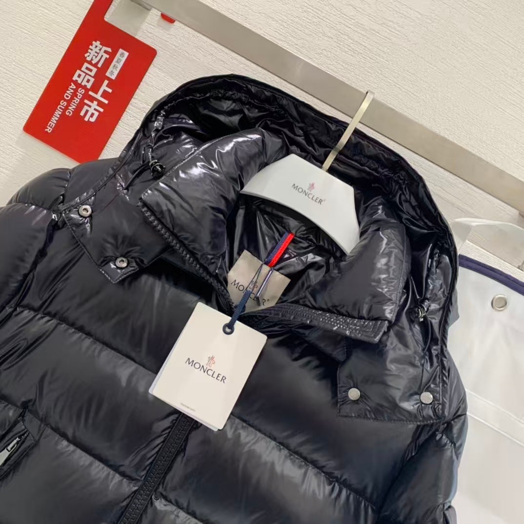 몽클레어 마야패딩