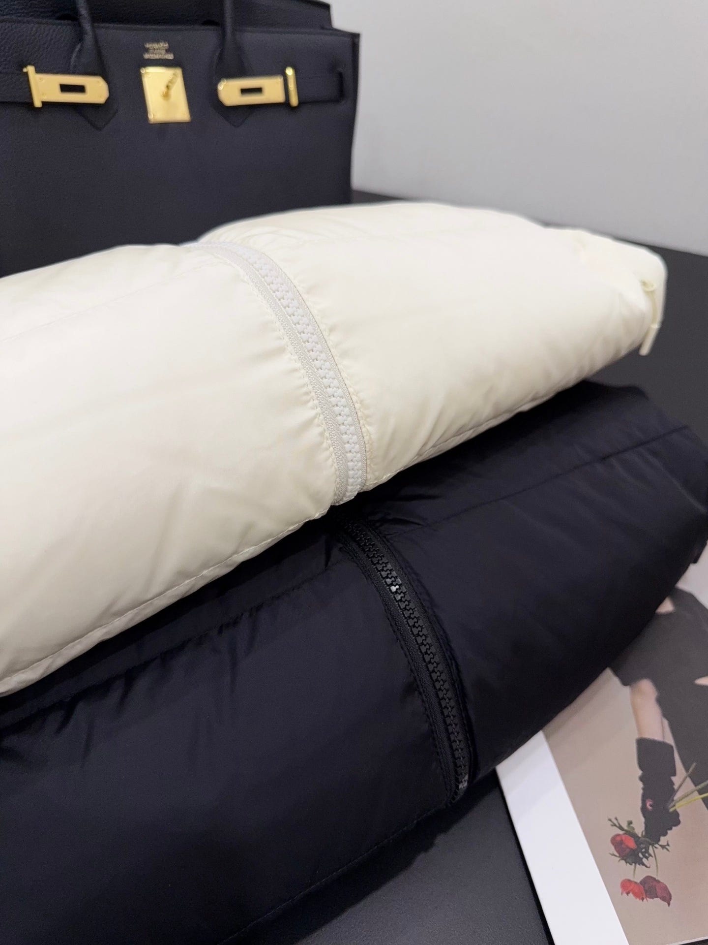 캐나다구스 니트패딩