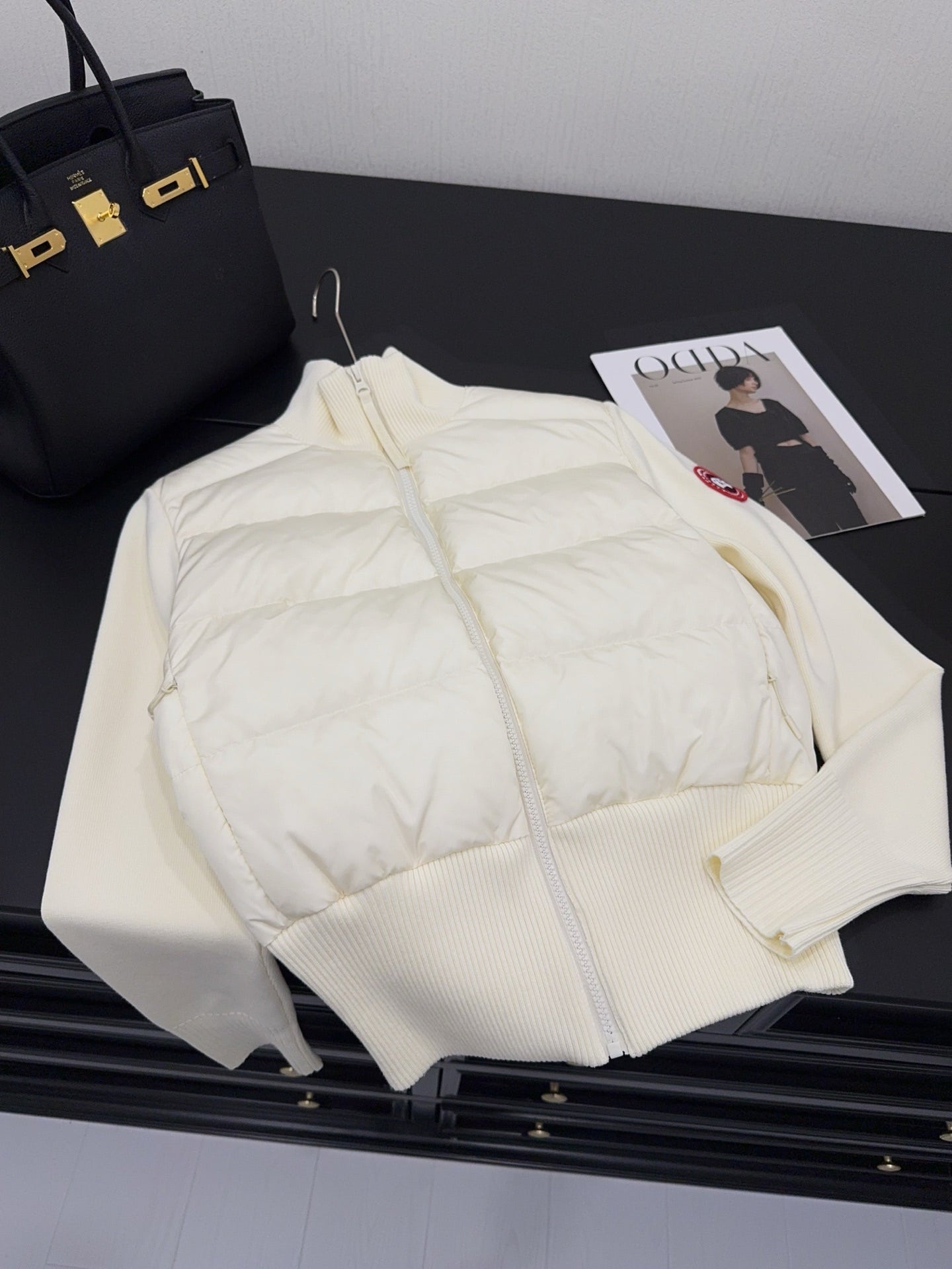 캐나다구스 니트패딩