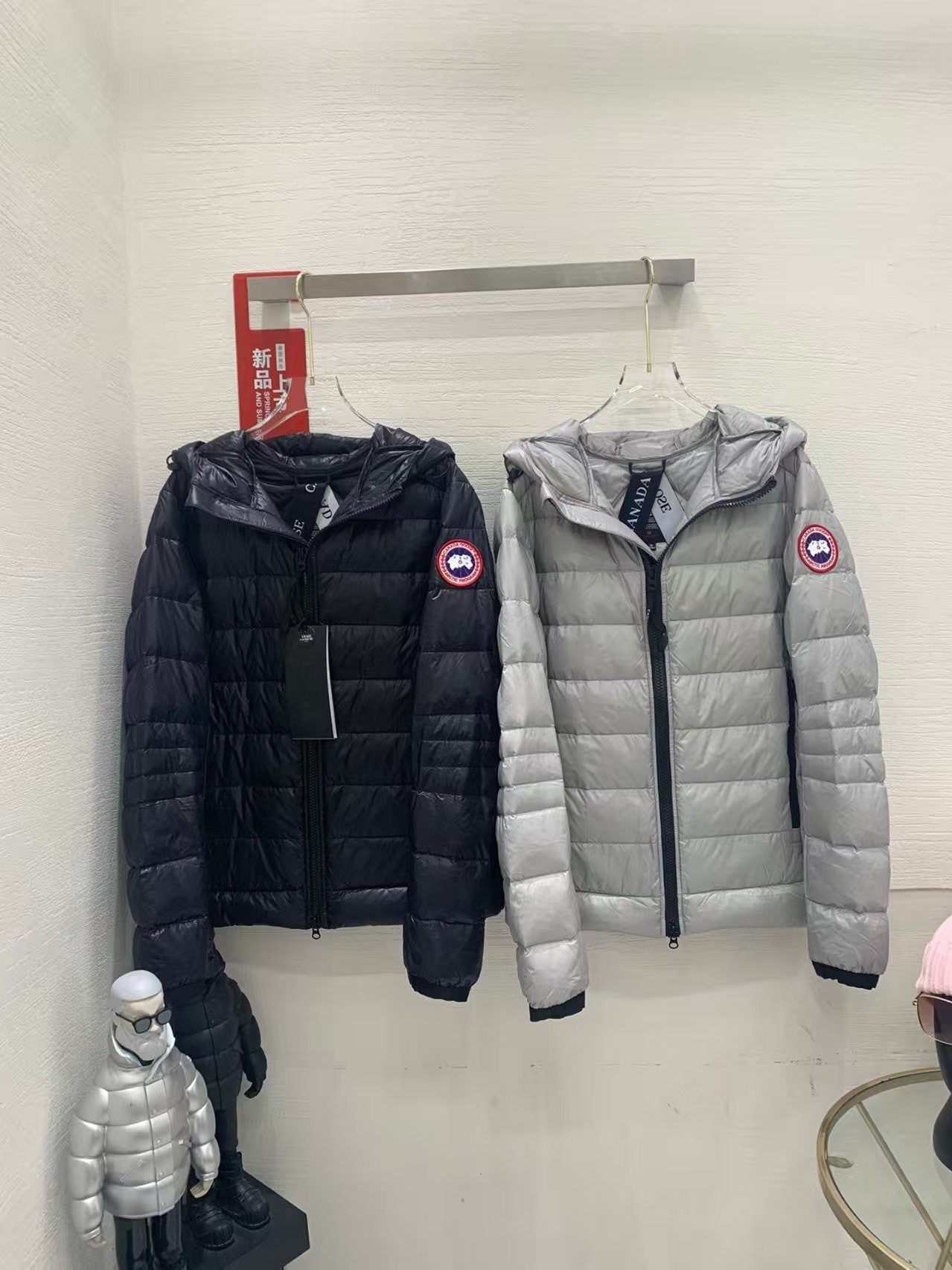 캐나다구스 경량패딩