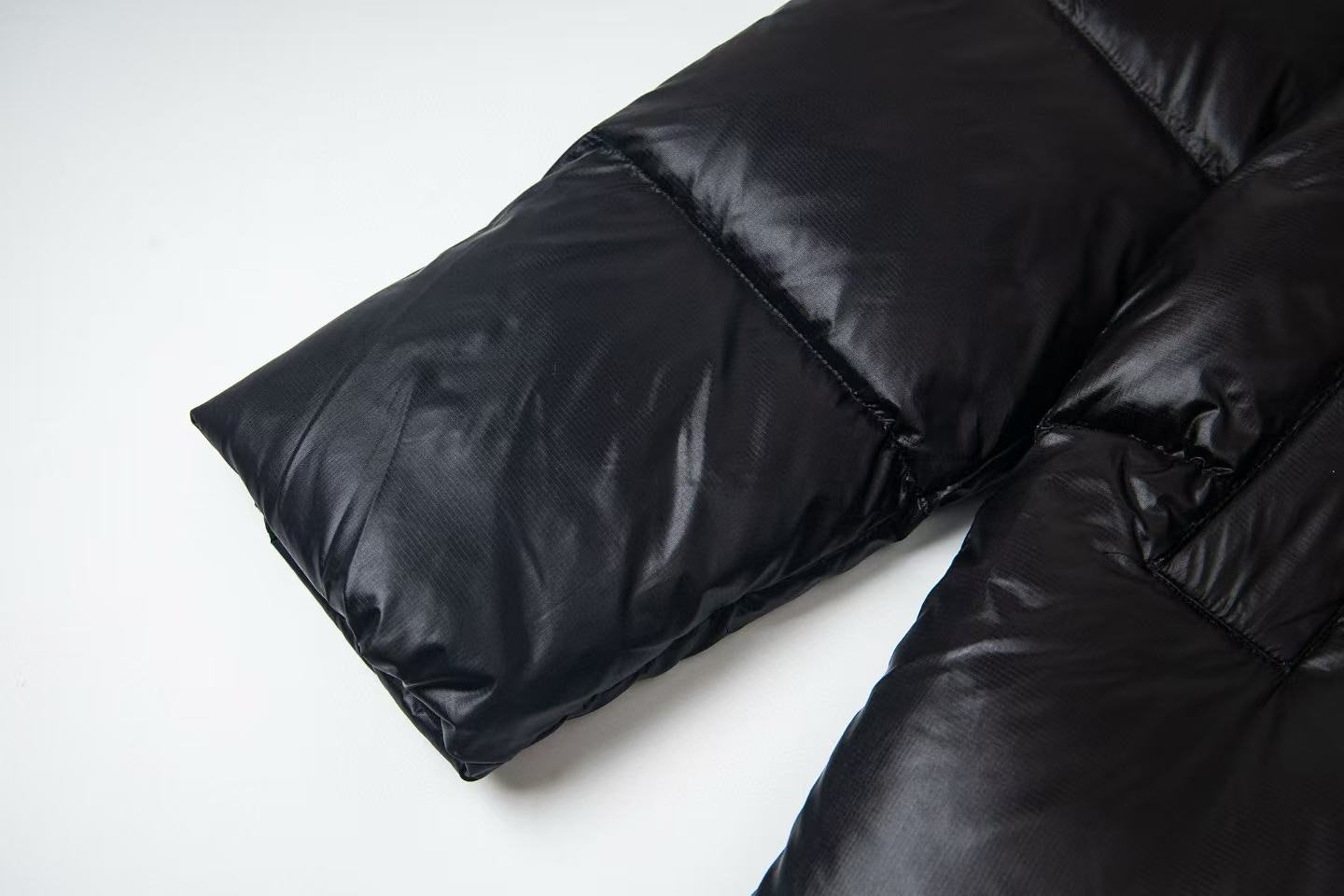 캐나다구스 패딩