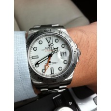롤렉스 익스플로러 2 42mm 226570 화이트 오이스터 (국내공장 AS가능)